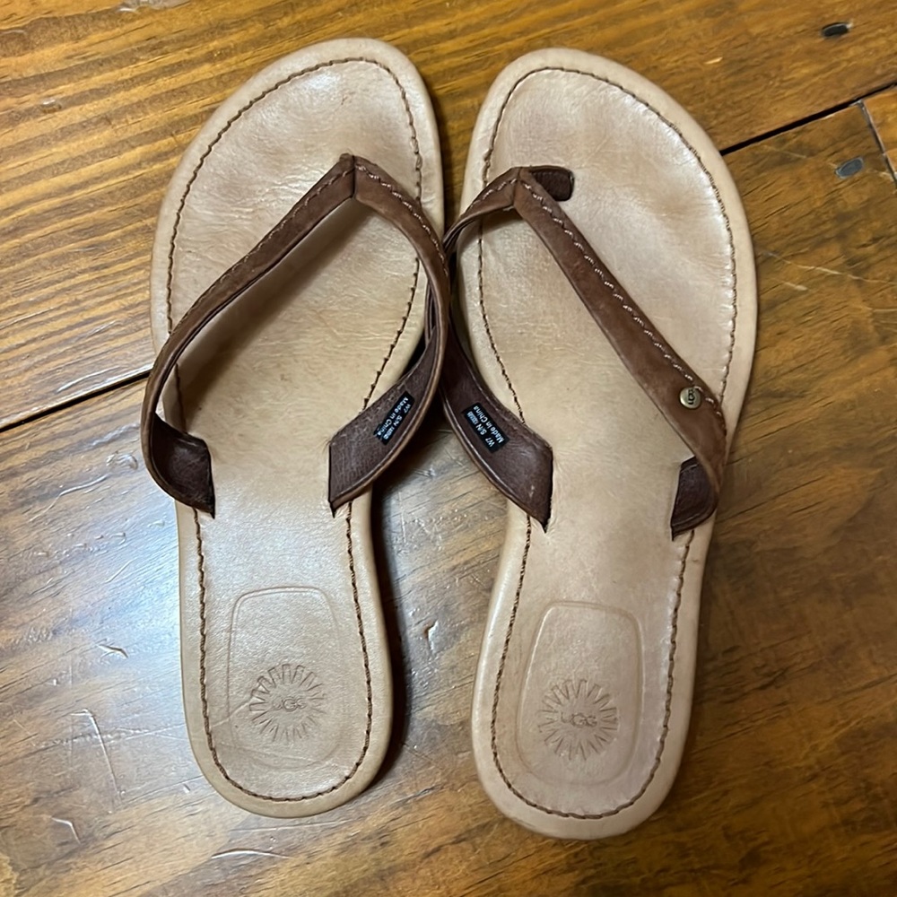 UGG Flip Flops